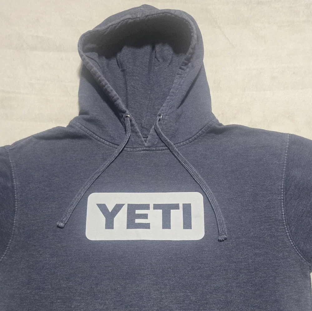 Yeti Logo Pullover Hoodie Blue-Gray Men's Sz M Yeti Coolers Camping Outdoors - Picture 1 of 7
